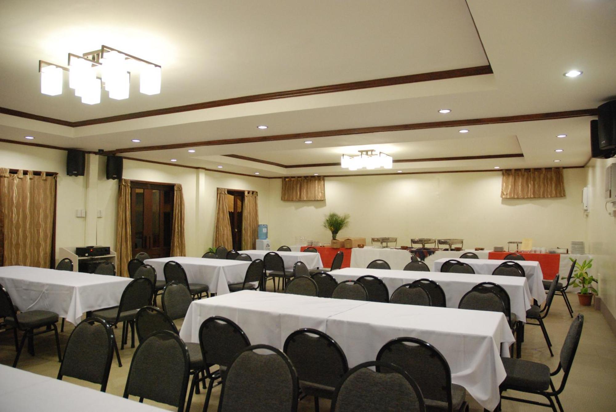 Davao City Hotel Tropika מראה חיצוני תמונה